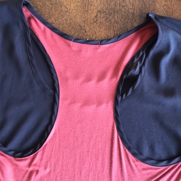 🎁 The arte by Zenana layered top tee blouse - Picture 3 of 7